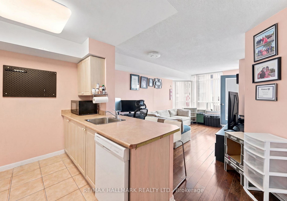 153-beecroft-road-toronto-toronto-ontario-c13594880