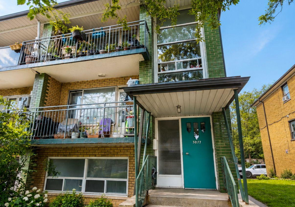 3877-bathurst-street-toronto-toronto-ontario-c13595070