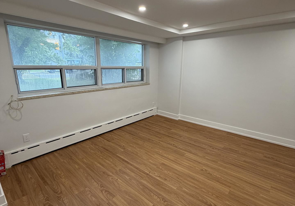 3877-bathurst-street-toronto-toronto-ontario-c13595070