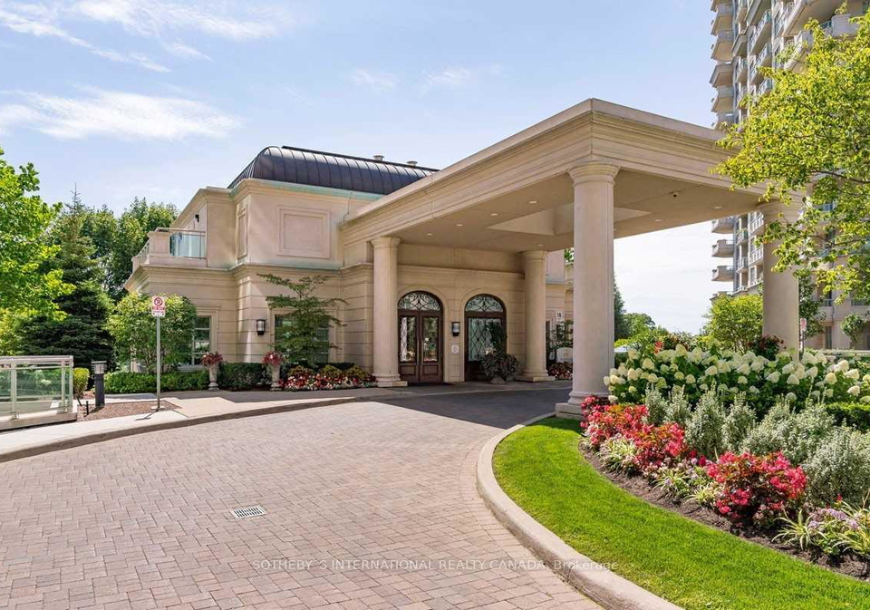 10-bloorview-place-toronto-north-york-ontario-c13595226