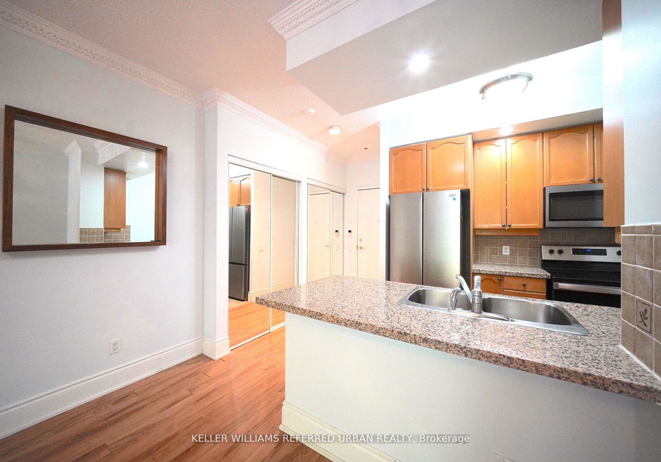 10-northtown-way-toronto-north-york-ontario-c13595612