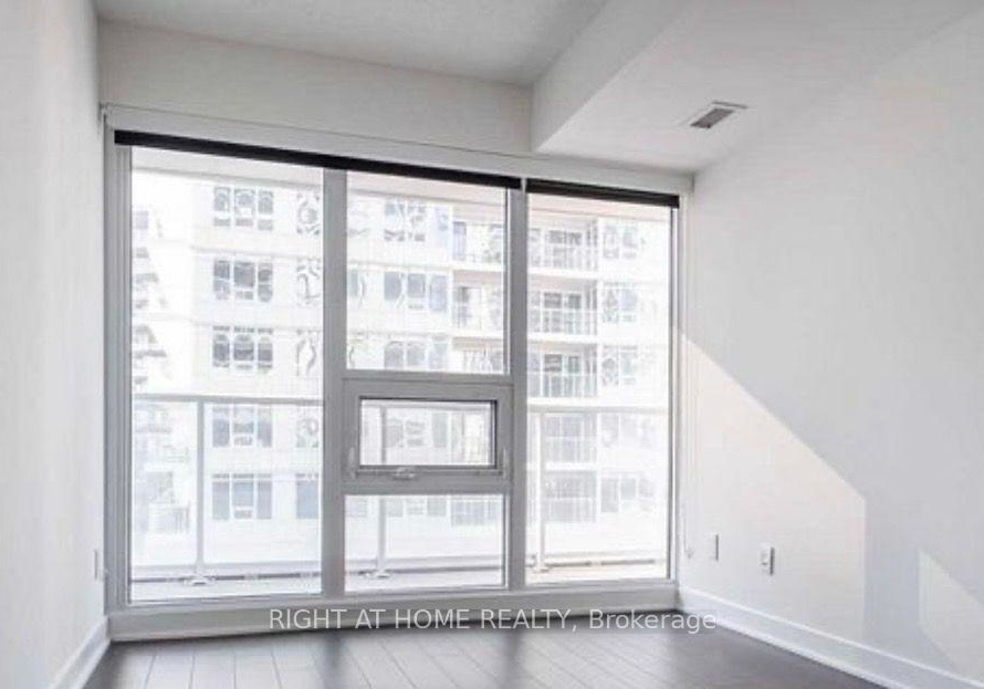 17-bathurst-street-toronto-toronto-ontario-c13595630