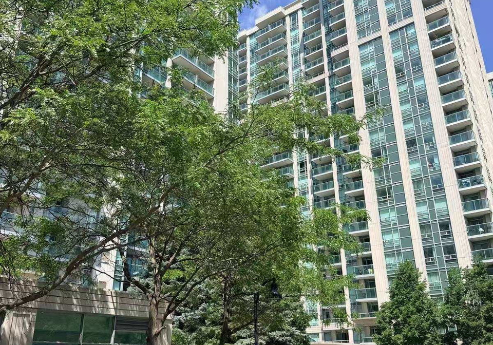 31-bales-avenue-toronto-north-york-ontario-c13595710