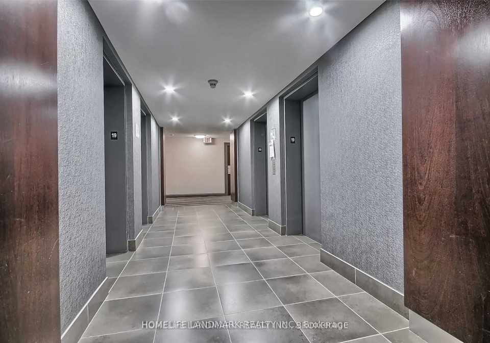 17-barberry-place-toronto-north-york-ontario-c13595818