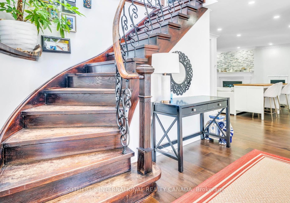 88-olsen-drive-toronto-north-york-ontario-c13595826