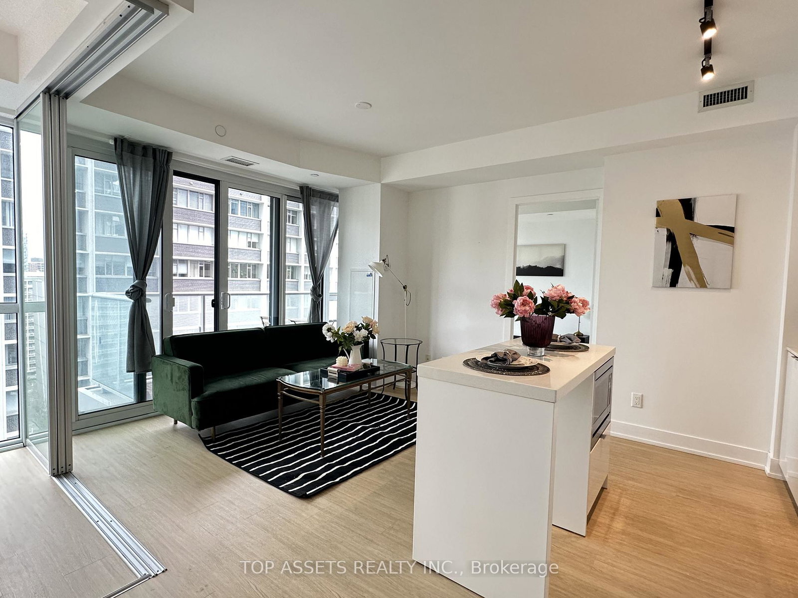 7-grenville-street-toronto-toronto-ontario-c13595842
