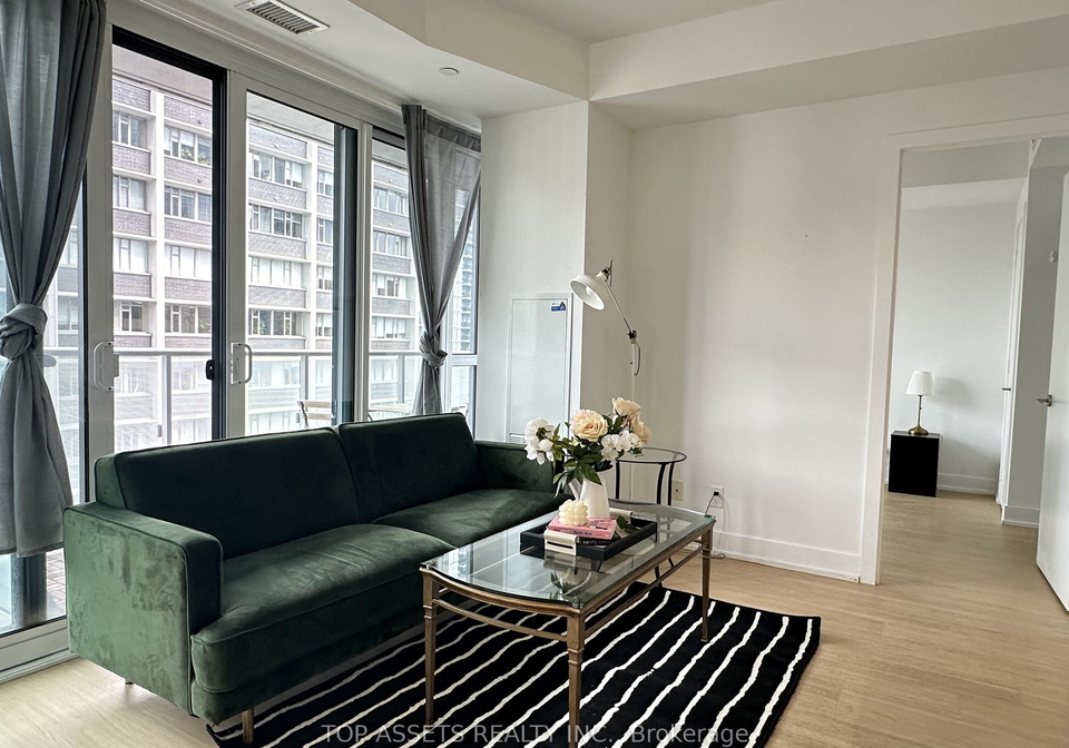 7-grenville-street-toronto-toronto-ontario-c13595842