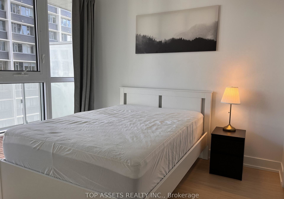 7-grenville-street-toronto-toronto-ontario-c13595842