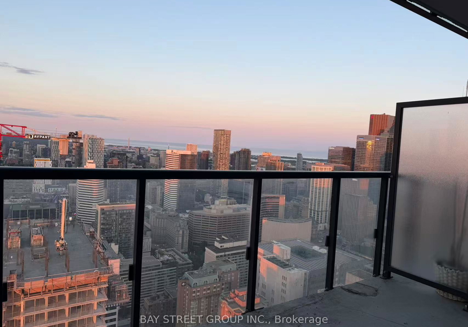 488-university-avenue-toronto-toronto-ontario-c13595876