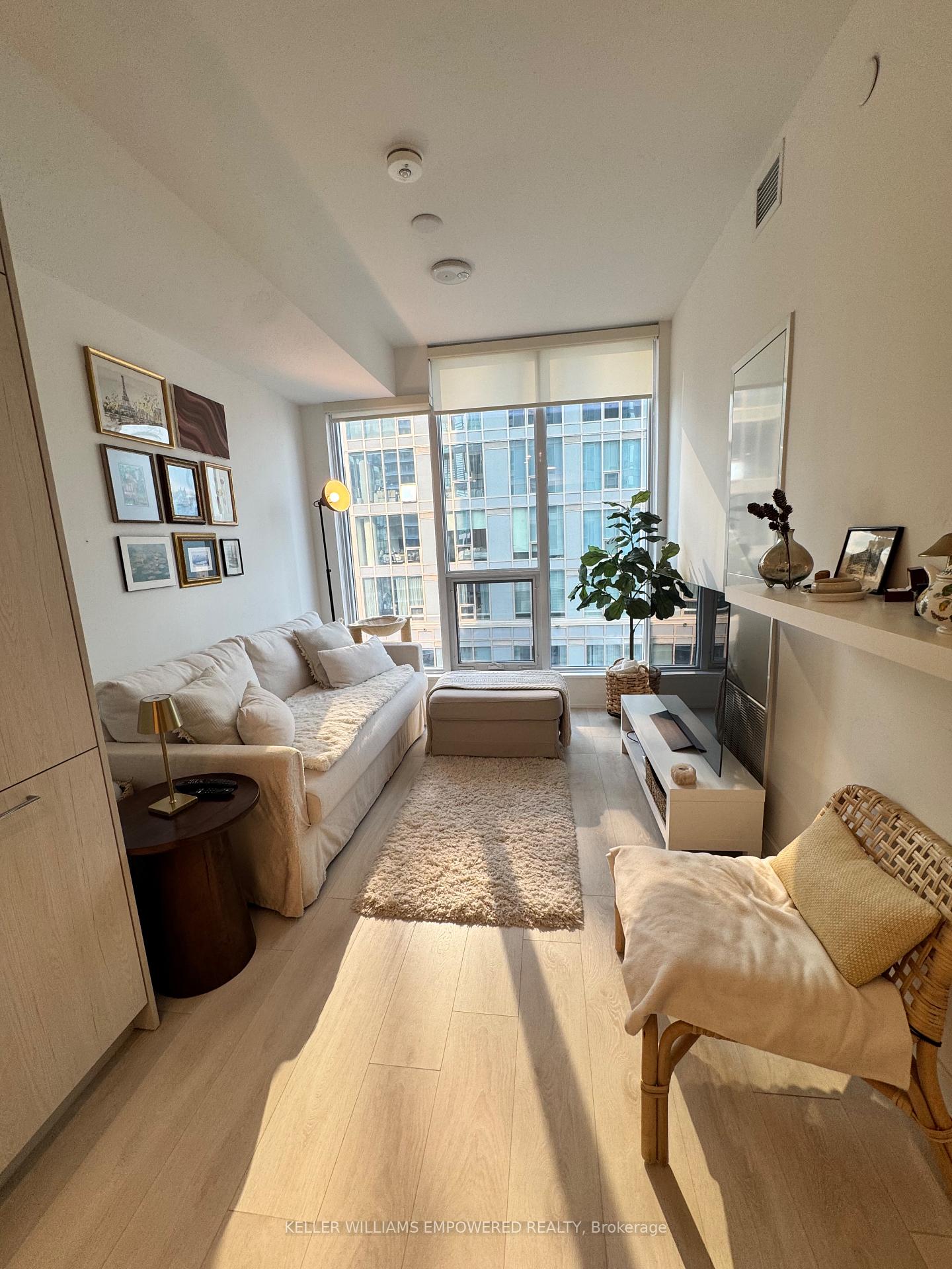 15-mercer-street-toronto-toronto-ontario-c13595898