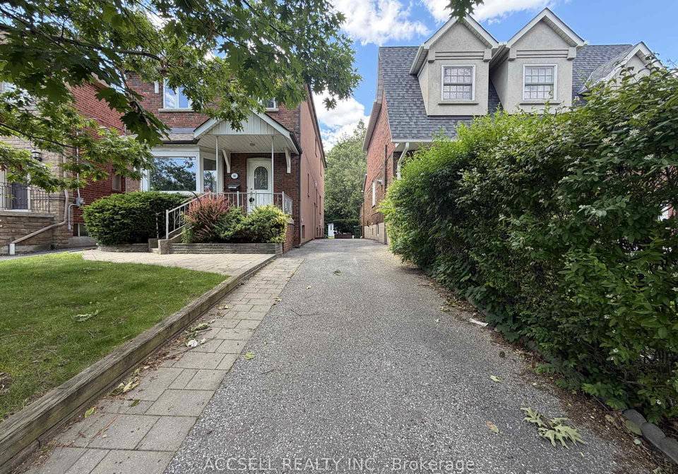64-parklea-drive-toronto-east-york-ontario-c13596006