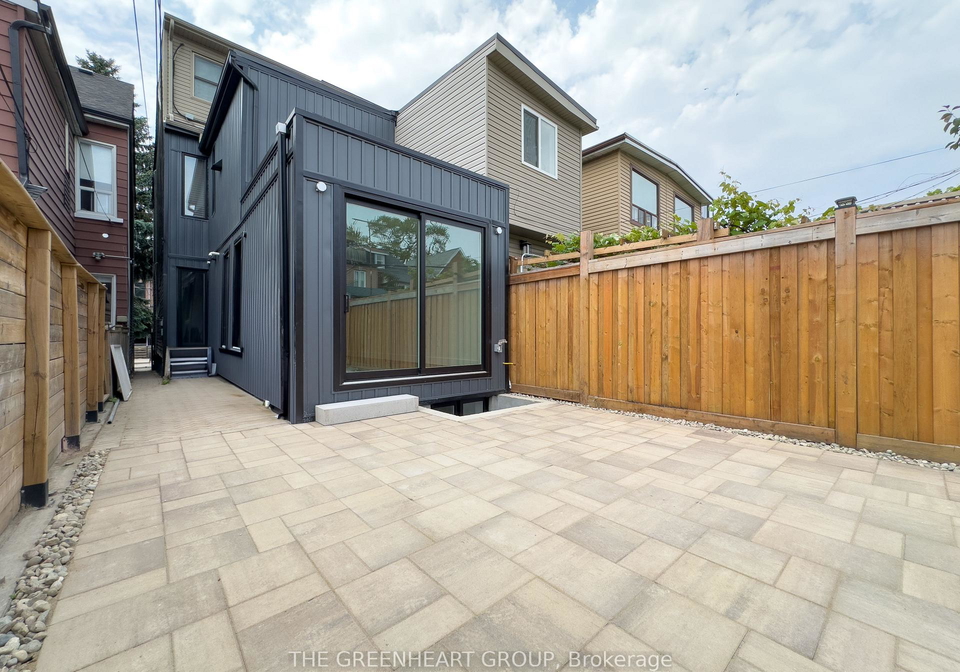89-montrose-avenue-toronto-toronto-ontario-c13596166