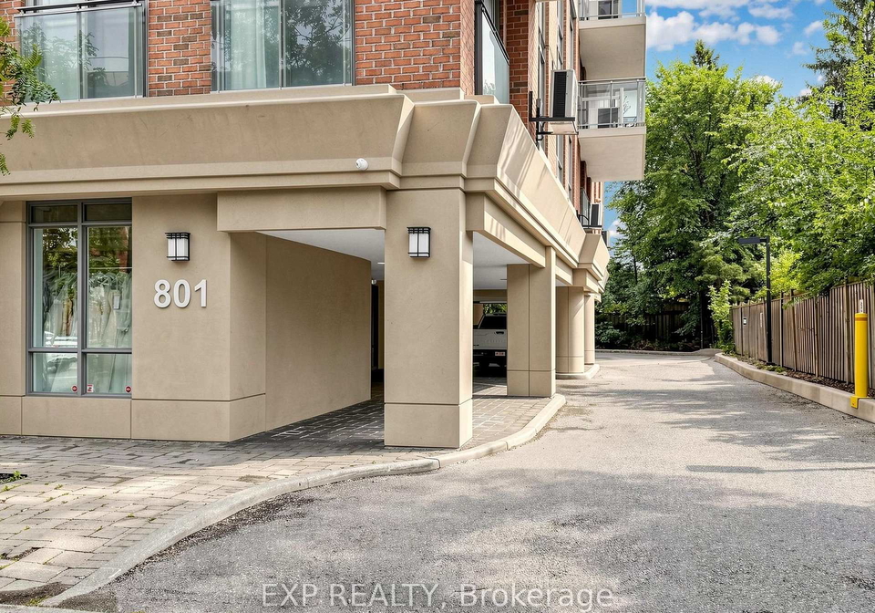 801-sheppard-avenue-w-toronto-toronto-ontario-c13596338