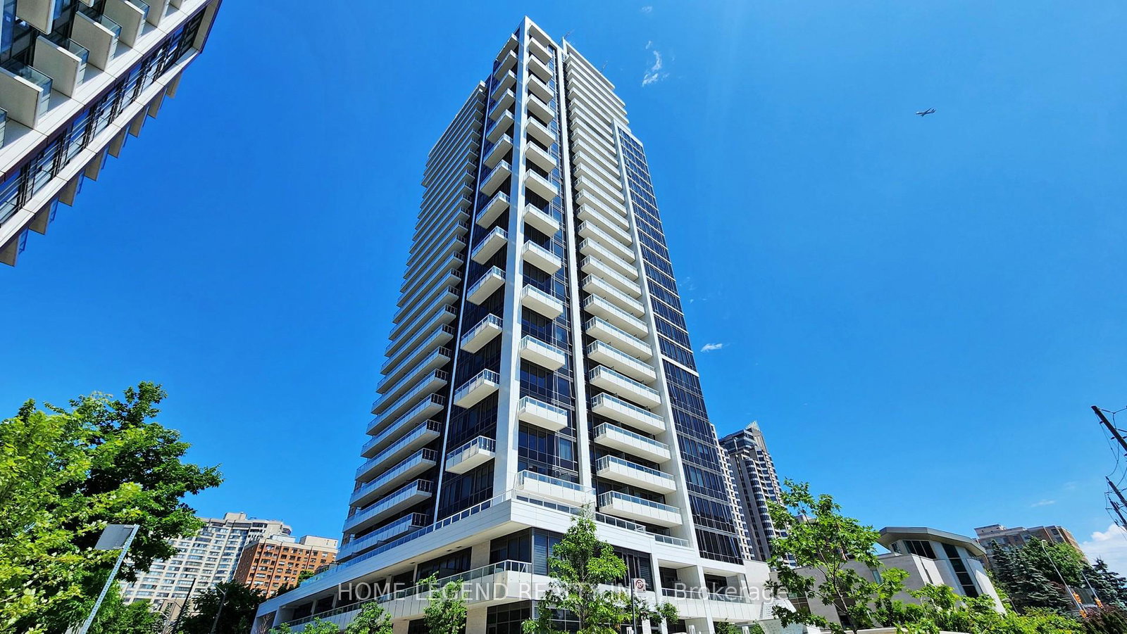 75-canterbury-place-toronto-toronto-ontario-c13596560