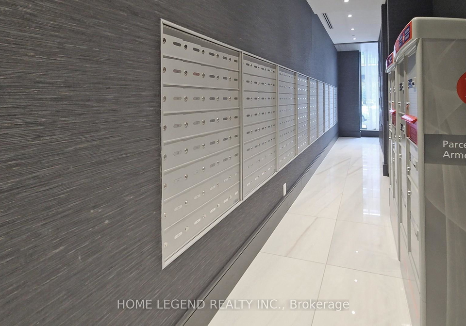 75-canterbury-place-toronto-toronto-ontario-c13596560