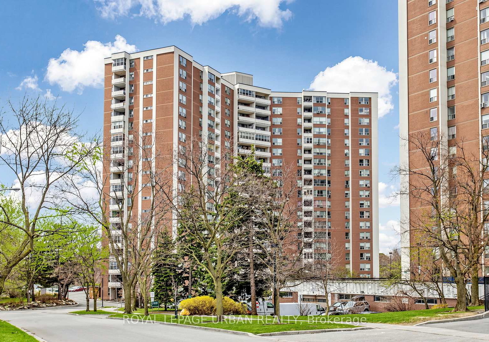 60-pavane-linkway-toronto-east-york-ontario-c13596600