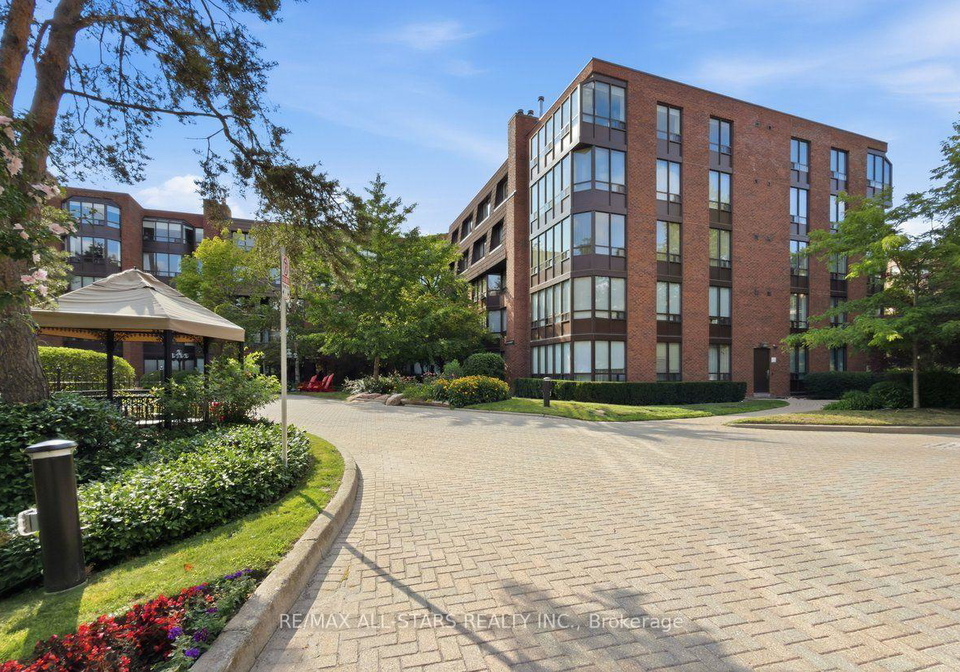 255-the-donway-w-toronto-north-york-ontario-c13596814