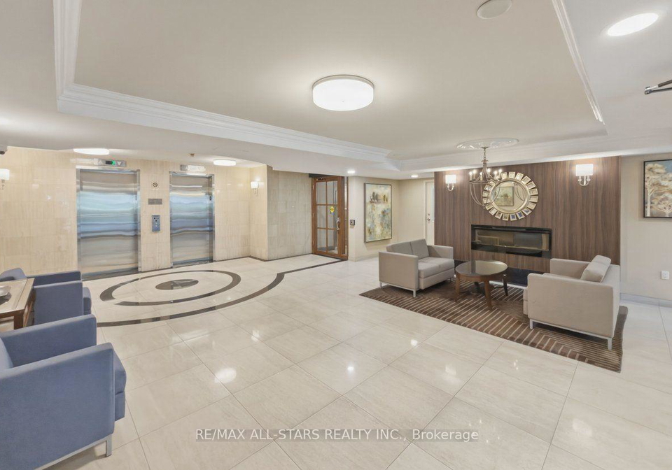 255-the-donway-w-toronto-north-york-ontario-c13596814