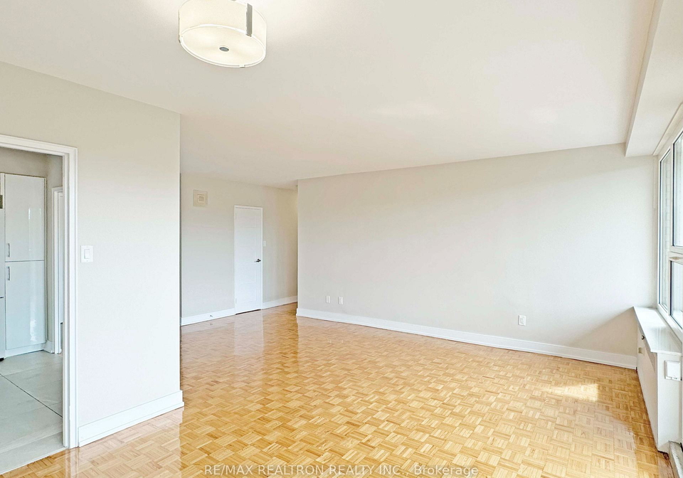 10-shallmar-boulevard-toronto-toronto-ontario-c13597340
