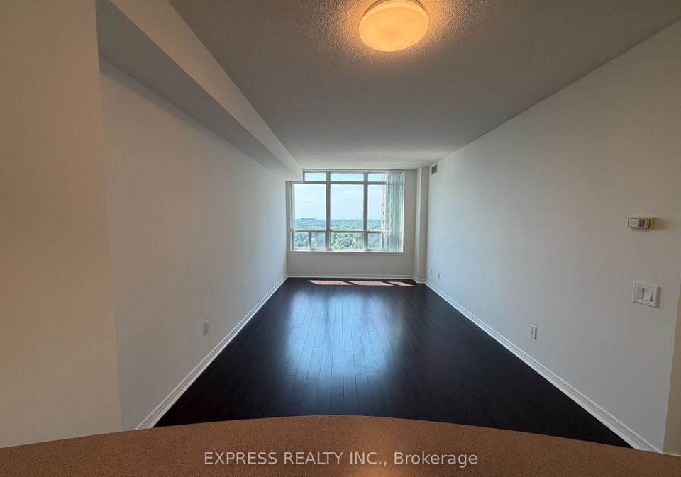 8-hillcrest-avenue-toronto-north-york-ontario-c13597580