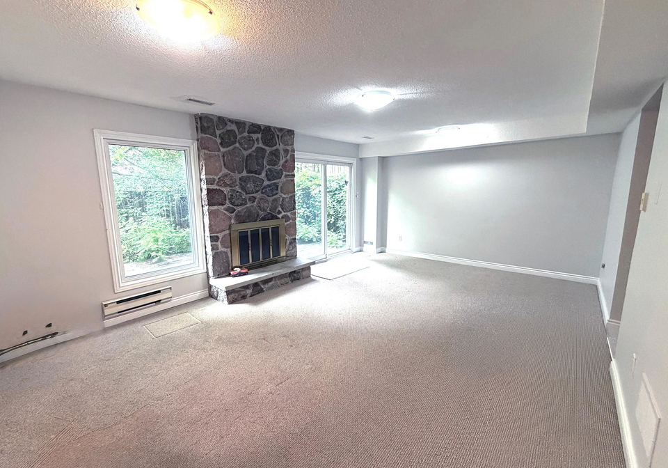 133-stillwater-crescent-toronto-toronto-ontario-c13597582
