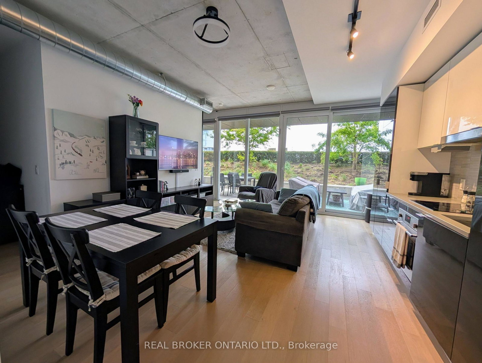 170-bayview-avenue-toronto-toronto-ontario-c13597686