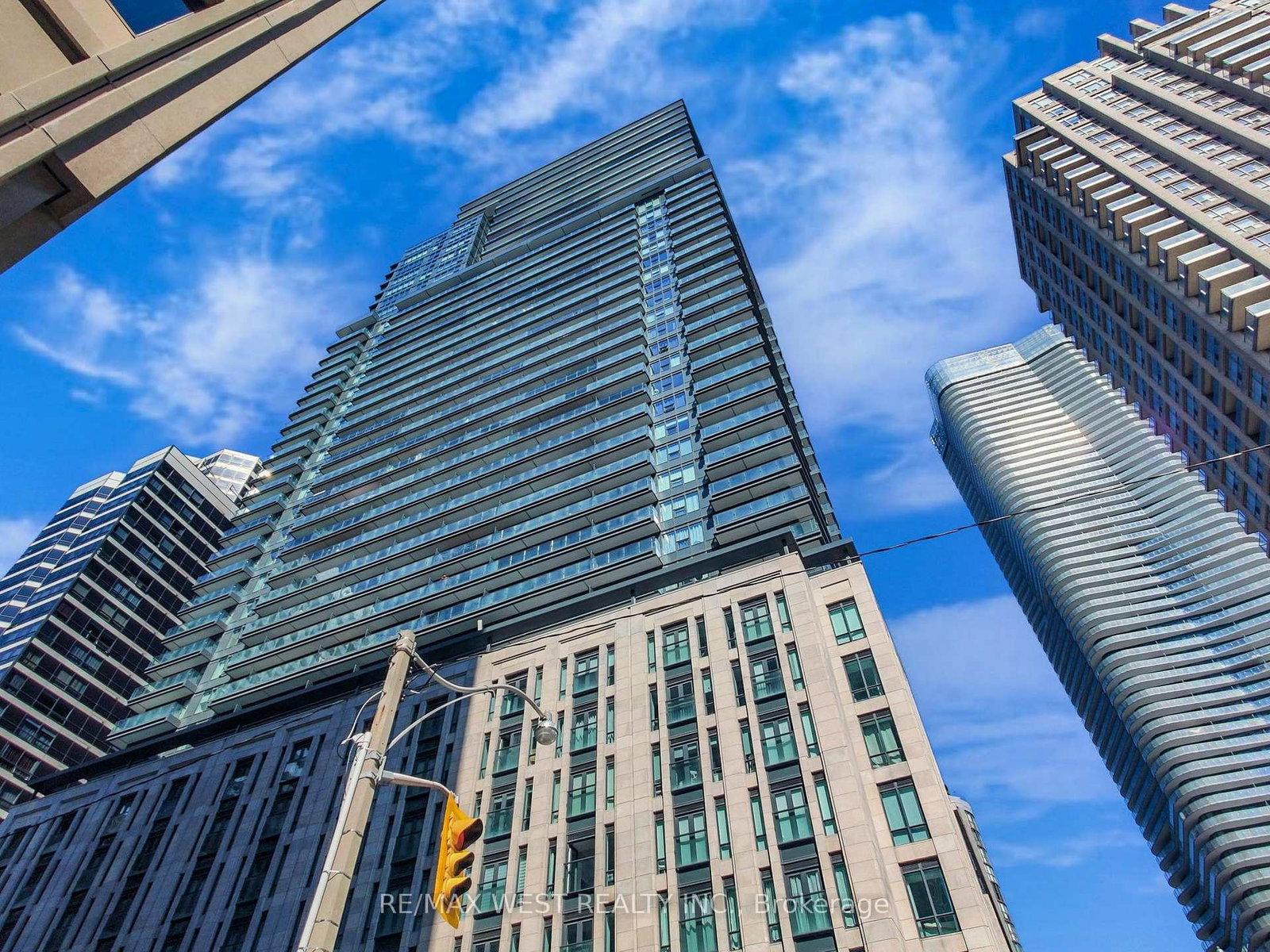 955-bay-street-toronto-toronto-ontario-c13598064