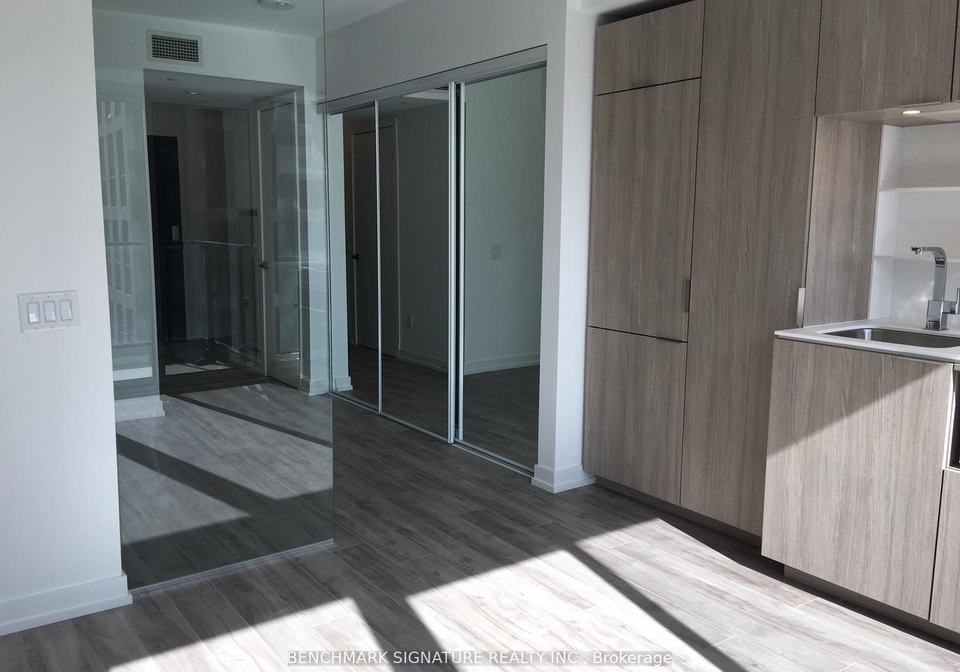 77-shuter-street-toronto-toronto-ontario-c13598268