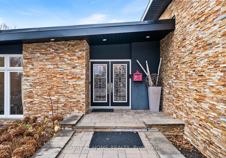 40-heathview-avenue-toronto-north-york-ontario-c13598398