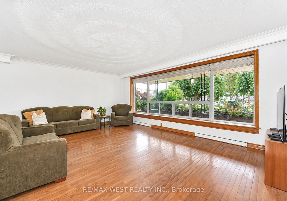14-model-avenue-toronto-toronto-ontario-c13598422