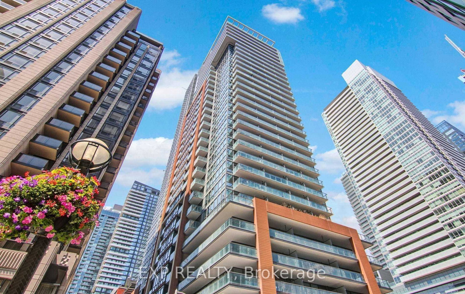 8-mercer-street-toronto-toronto-ontario-c13598558