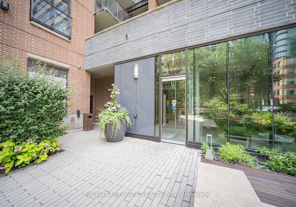 400-wellington-street-w-toronto-toronto-ontario-c13599152