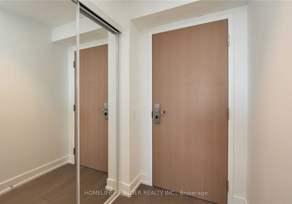 7-grenville-street-toronto-toronto-ontario-c13599228