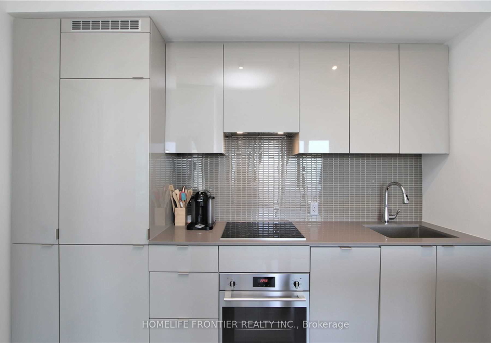 7-grenville-street-toronto-toronto-ontario-c13599228