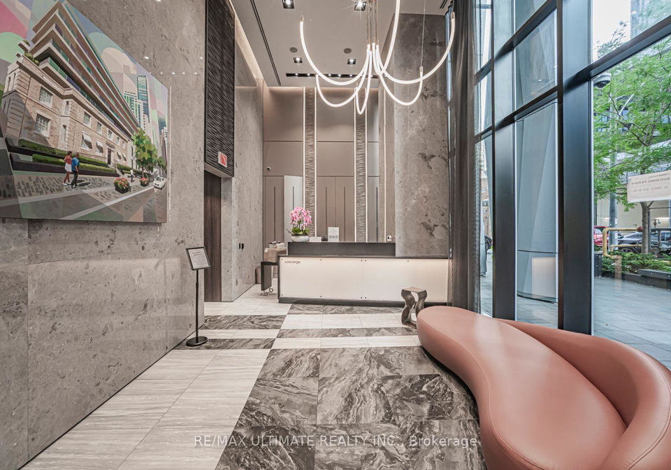 1-yorkville-avenue-toronto-toronto-ontario-c13599322