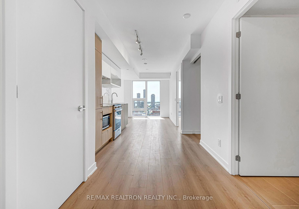 100-queens-street-e-toronto-toronto-ontario-c13599438