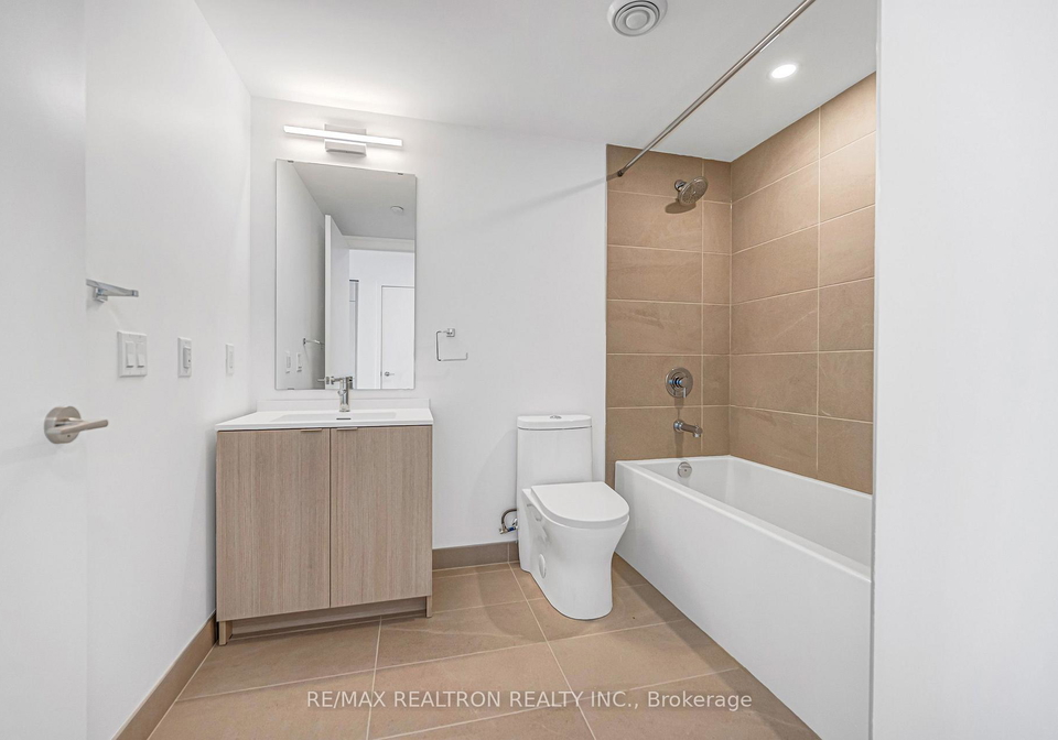 100-queens-street-e-toronto-toronto-ontario-c13599438