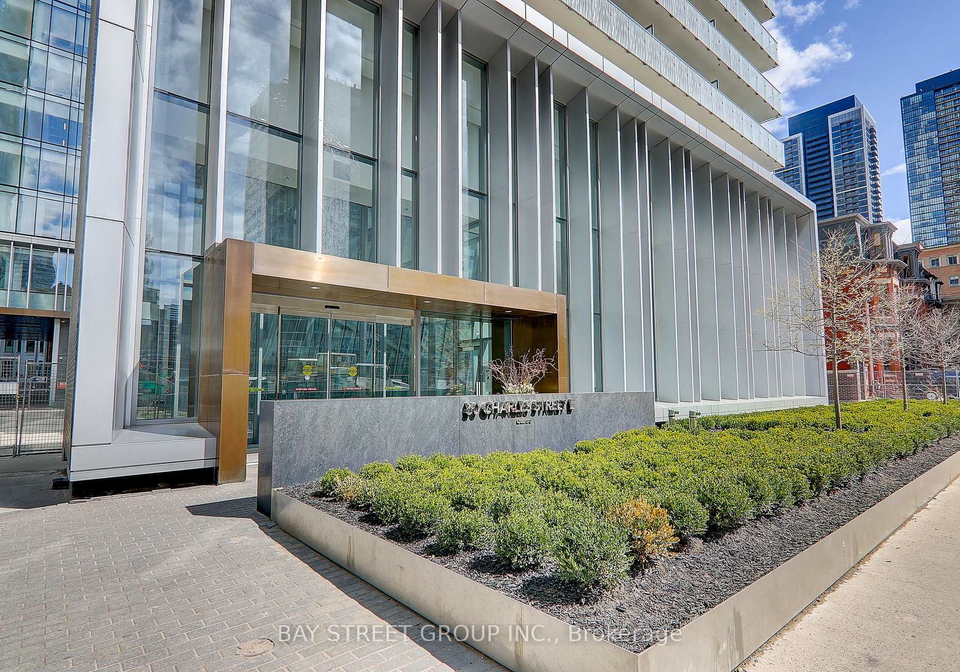 50-charles-street-e-toronto-toronto-ontario-c13599450