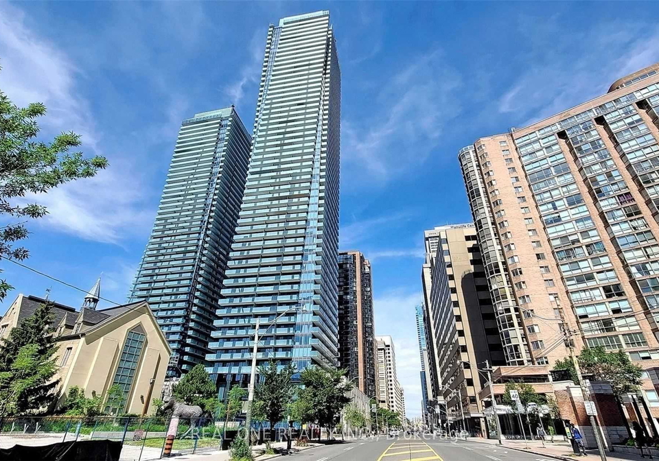 1080-bay-street-toronto-toronto-ontario-c13599584