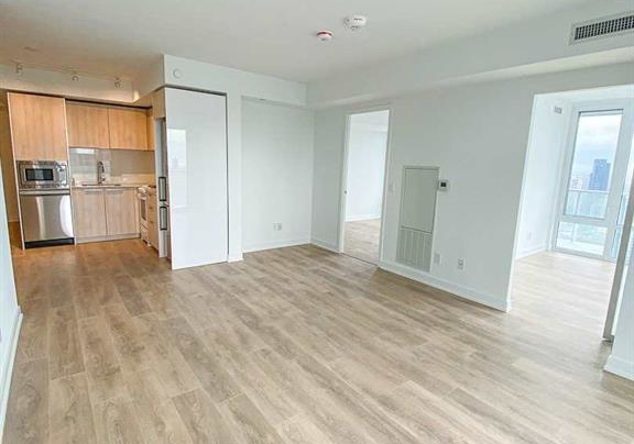 501-yonge-street-toronto-toronto-ontario-c13599596