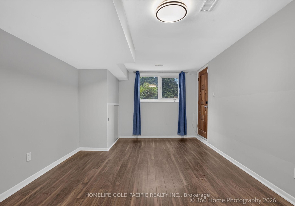 25-houston-crescent-toronto-north-york-ontario-c13599670