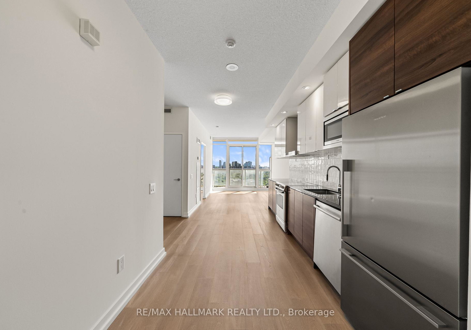 121-mcmahon-drive-toronto-north-york-ontario-c13599682