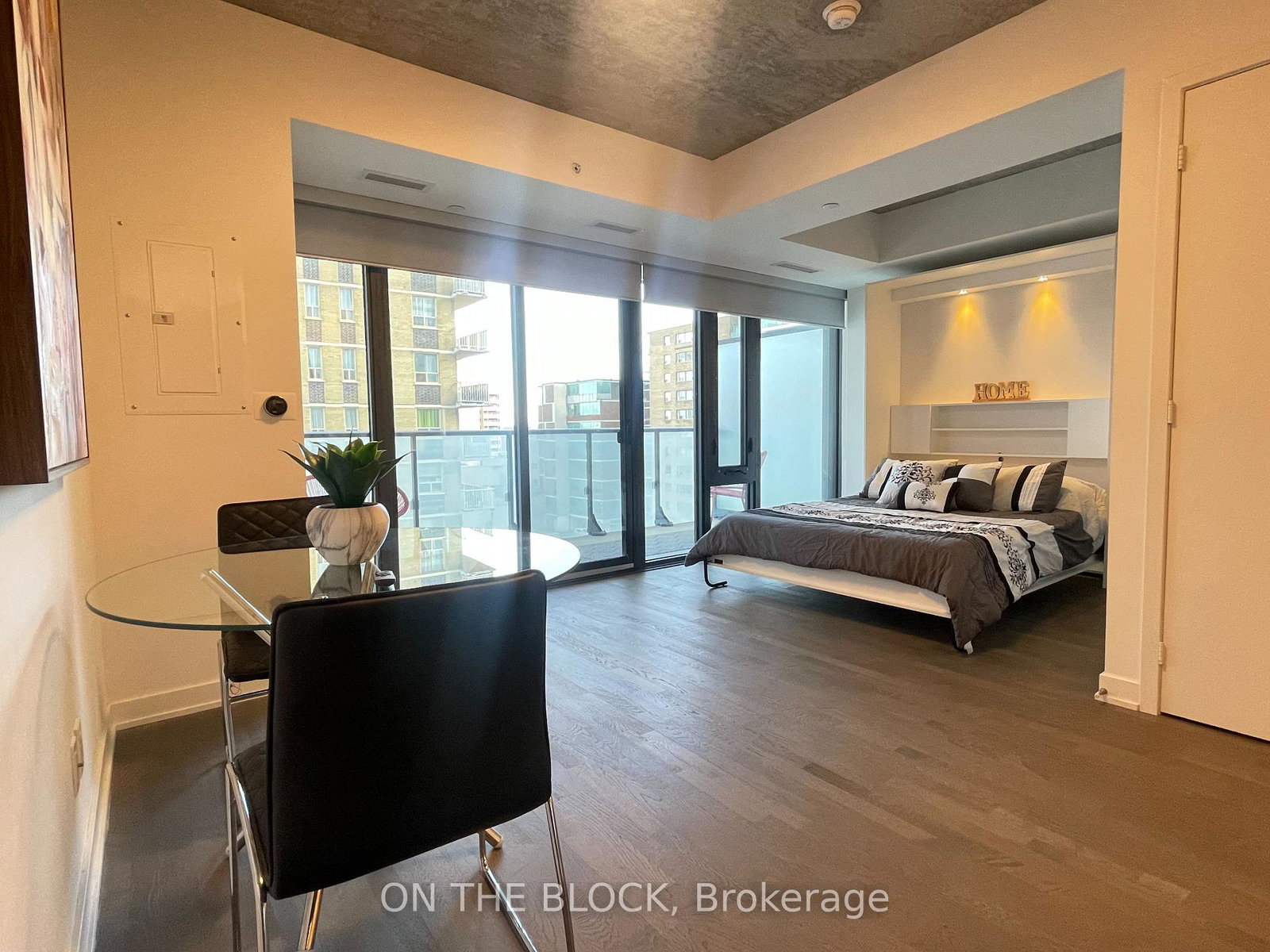 185-roehampton-avenue-toronto-toronto-ontario-c13599868