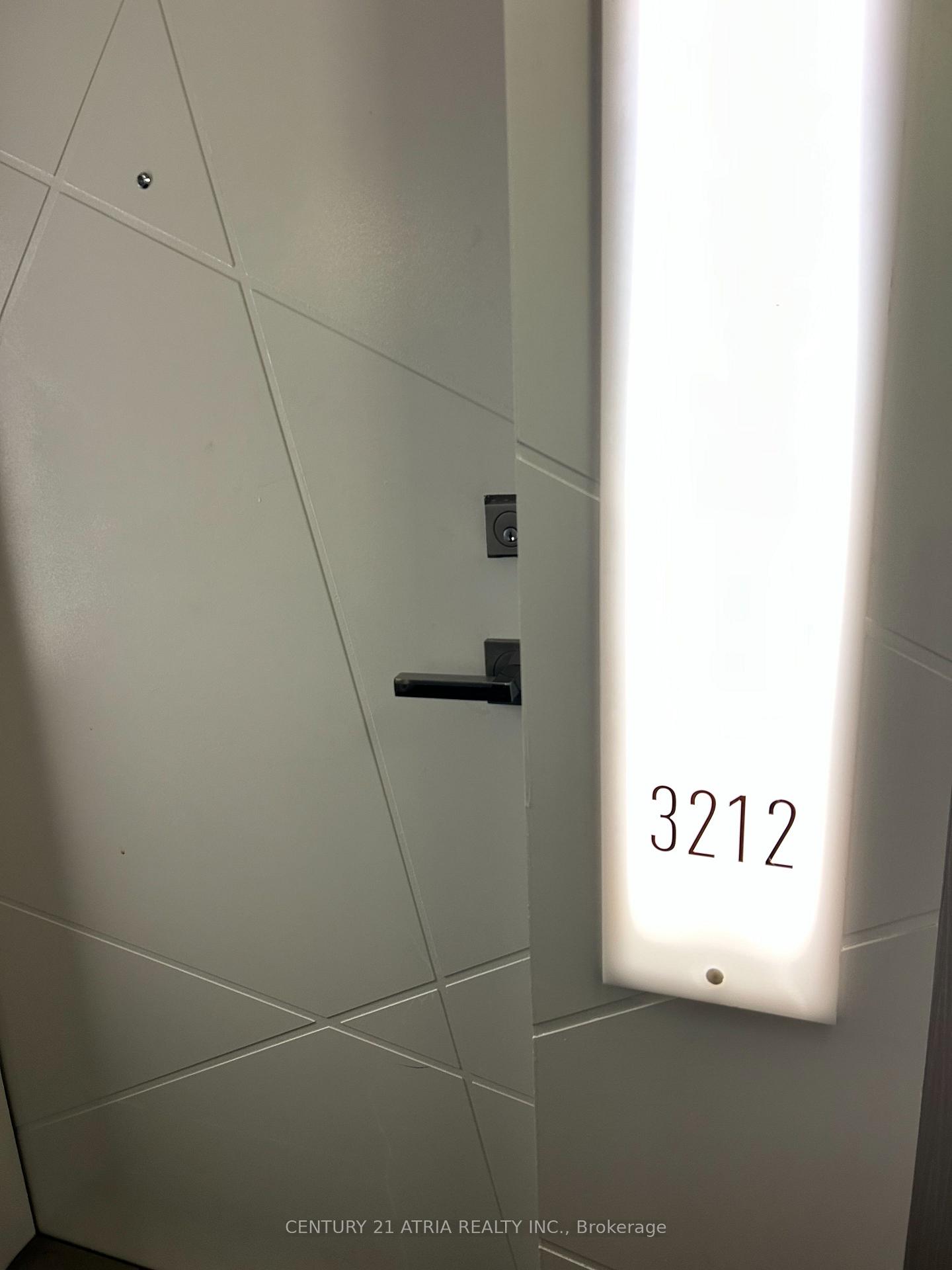 14-york-street-toronto-toronto-ontario-c13599884