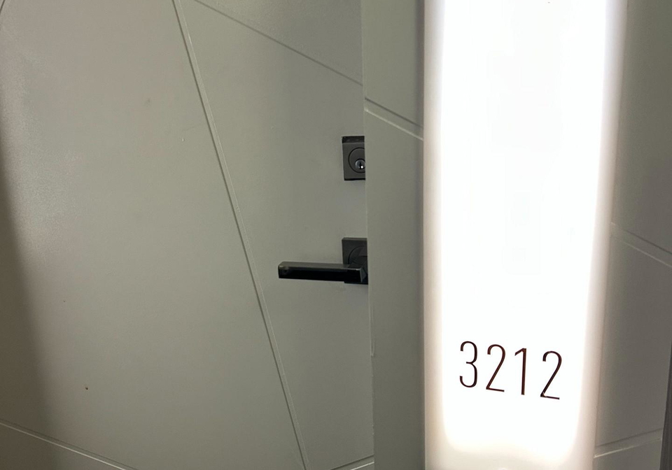 14-york-street-toronto-toronto-ontario-c13599884