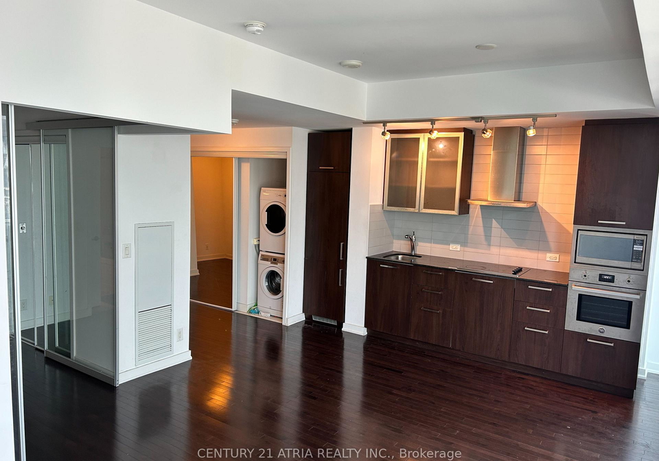 14-york-street-toronto-toronto-ontario-c13599884