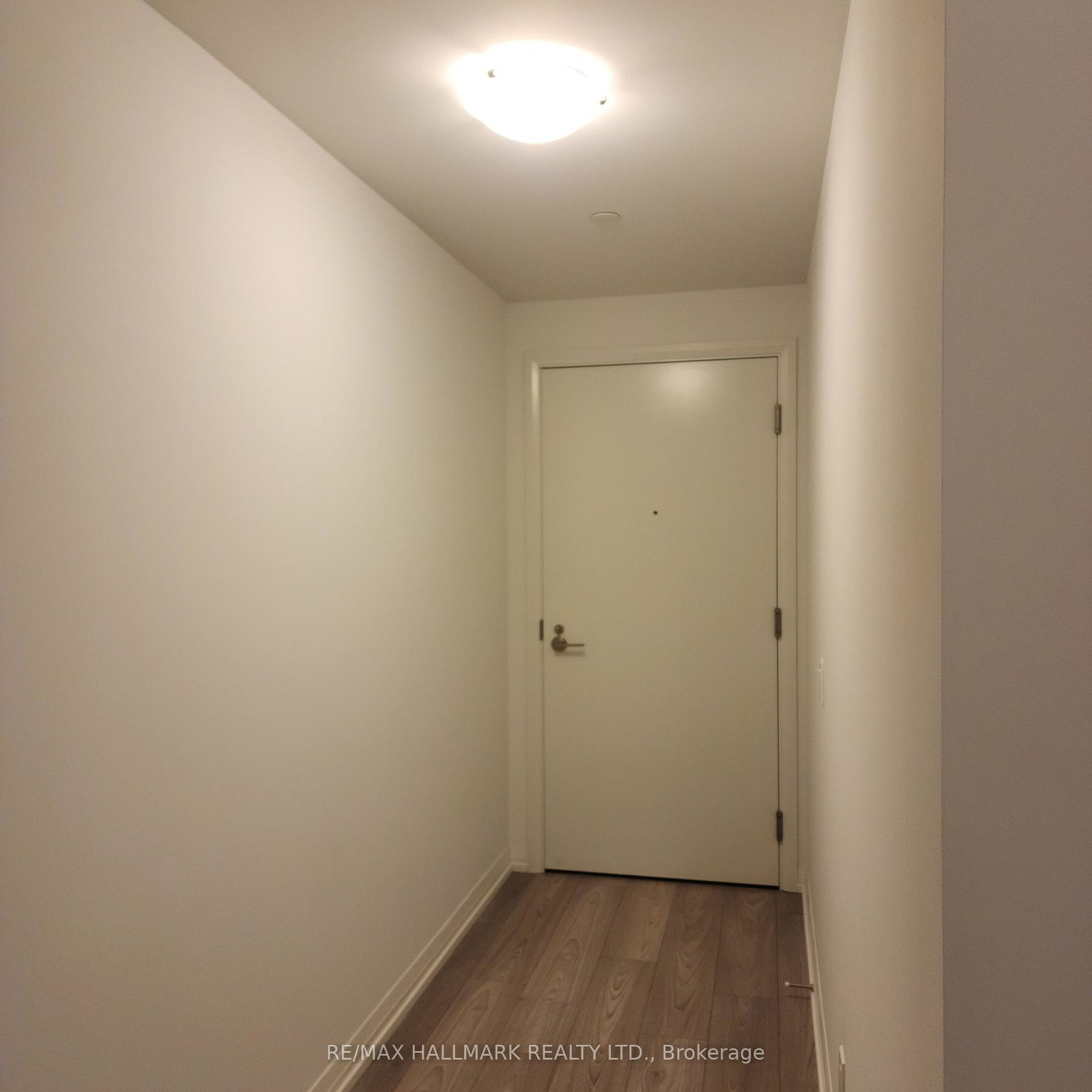 400-king-street-w-toronto-toronto-ontario-c13600034