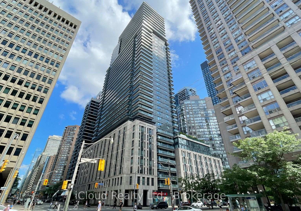 955-bay-street-toronto-toronto-ontario-c13600452