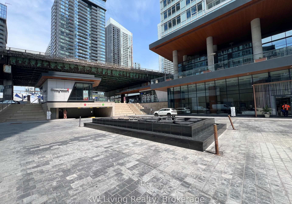 19-bathurst-street-toronto-toronto-ontario-c13600468