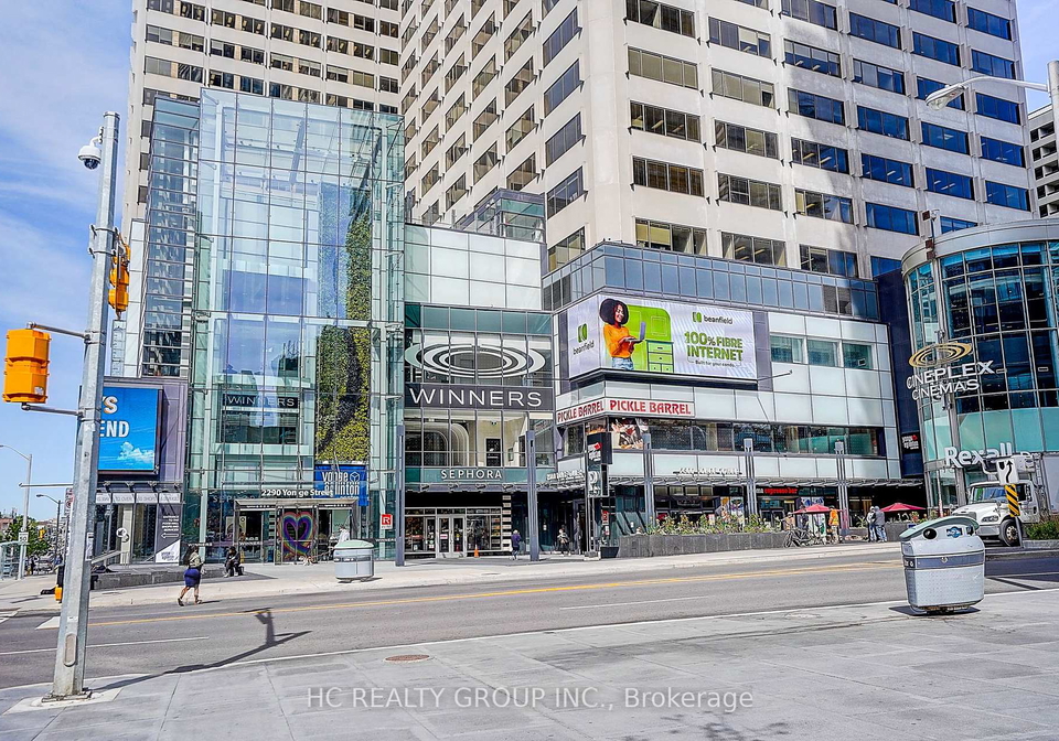 8-eglinton-avenue-e-toronto-toronto-ontario-c13600630